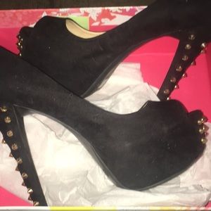 Suede High Heel Shoes